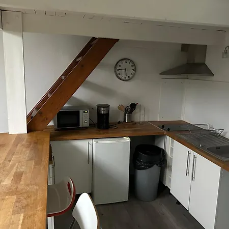 Studio Meuble 3 Piliers Droite Апартаменты
